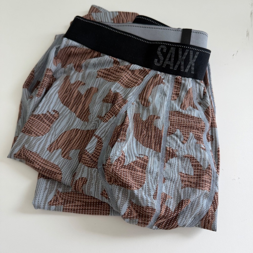 Saxx Quest Tight Mens Small Grey Brown Bear Print Base Layer Leggings